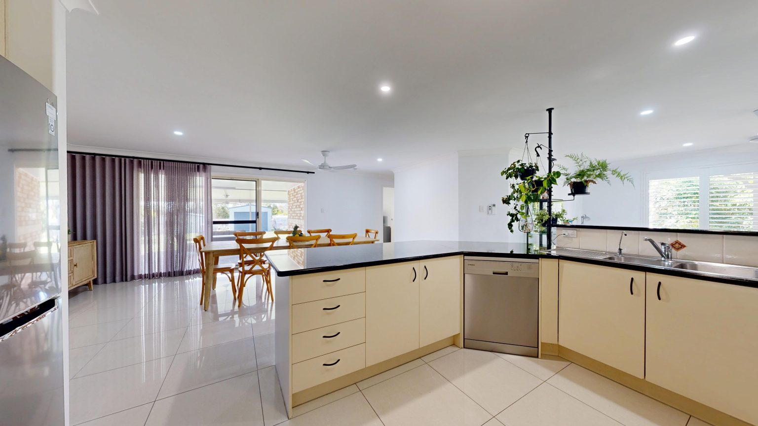 21-Glady-Avenue-10282025_115551